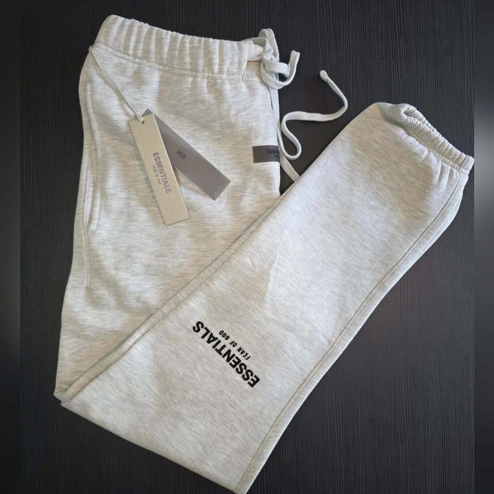 Essentials Fear of God Sweatpants - Light Oakmeal Pants - Picture 3 of 5